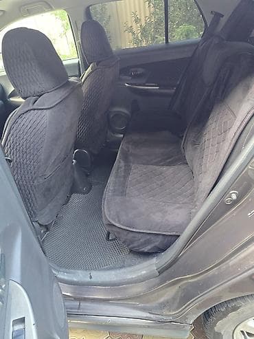 тойота приус с: Toyota Ist: 2010 г., 1.8 л, Автомат, Бензин, Хэтчбэк — 8