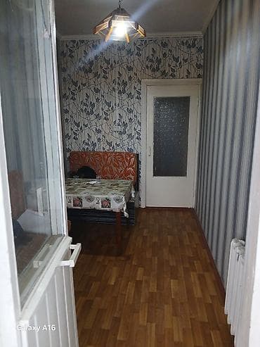 study table: Белый напольный унитаз NAVITA из керамики с компактным бачком. Имеет — 3
