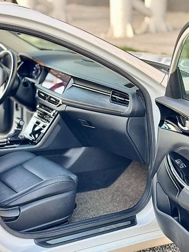 Продажа авто: Kia K7: 2020 г., 0.3 л, Автомат, Газ, Седан — 10