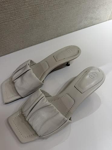 Босоножки, 39, Massimo Dutti, Б/у, цвет - Бежевый, Самовывоз, Платная доставка