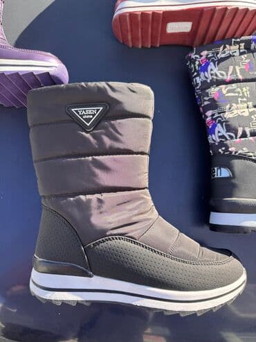 сапоги зимние на высоких каблуках: Женские зимние дутики/сникерсы - Цвет: черный, глянцевый — 7