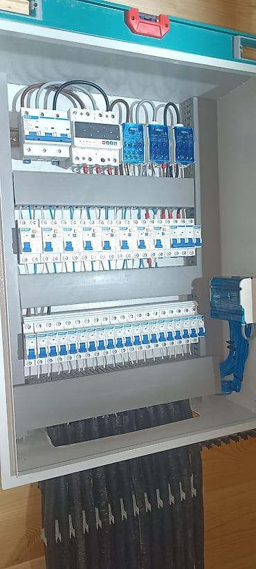 работа кирпич: Электрик | Установка счетчиков, Установка стиральных машин, Демонтаж электроприборов Больше 6 лет опыта — 1