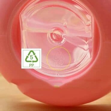 современный: Поильник с трубочкой и ручками поможет малышу быстро привыкнуть пить — 5