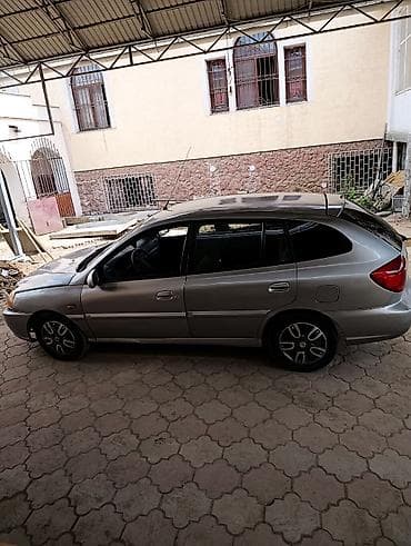 Kia Rio: 2002 г., 1.5 л, Автомат, Универсал