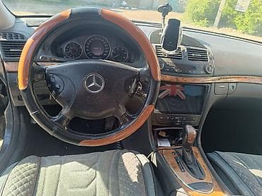 Продажа авто: Mercedes-Benz E-Class: 2003 г., Дизель, Седан — 7