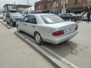Продажа авто: Mercedes-Benz E-Class: 1996 г., 2 л, Механика, Бензин, Седан — 4