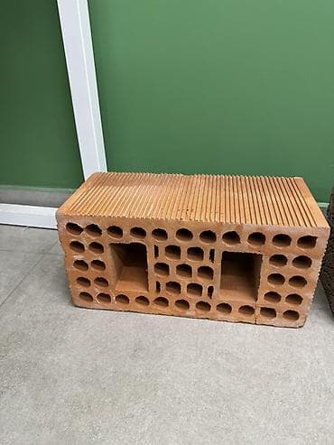 Керамический поризованный блок (щелевой, крупноформатный) - Материал at lalafo.kg Керамический поризованный блок (щелевой, крупноформатный) - Материал