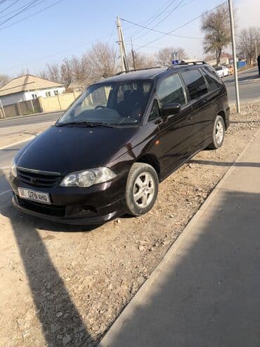 шипованные шины б у: Honda Odyssey: 2001 г., 2.3 л, Автомат, Бензиновая, Универсал — 2