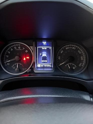 Toyota Tacoma: 2020 г., Автомат, Бензин, Пикап — 9