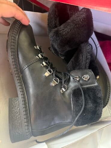 обувь больших размеров бишкек: Ботинки, 38, 4F, Новый, цвет - Черный — 2