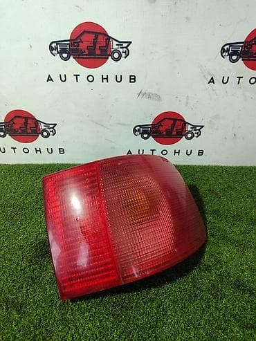 Задний левый стоп-сигнал Audi — 1