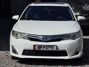 Toyota Camry: 2012 г., 2.5 л, Автомат, Гибрид, Седан