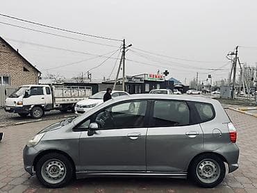 matiz 3: Honda Fit: 2003 г., 1.3 л, Автомат, Бензин, Хэтчбэк — 8