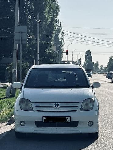 клим: Toyota Ist: 2003 г., 1.3 л, Автомат, Бензин, Хэтчбэк — 2