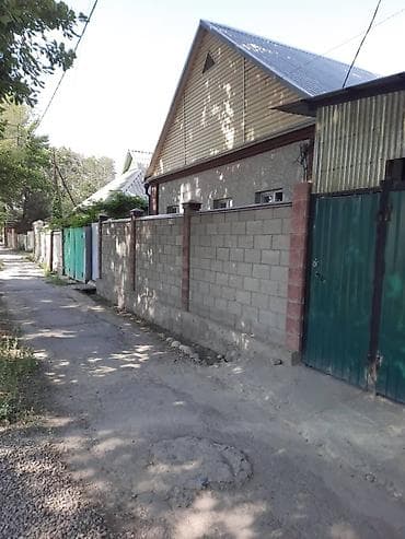 Үйлөр: Продается!!! Дом из жженного кирпича в районе рынка Дордоя, по ул — 2