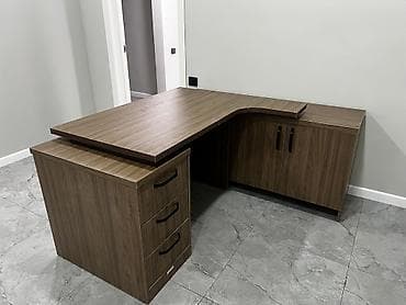 Офисные столы: Офисный стол, Нерегулируемый, цвет - Коричневый, Угловой, ЛДСП — 2