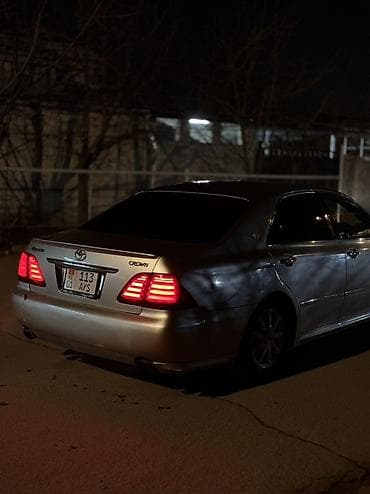 fit shuttle: Toyota Crown: 2004 г., 3 л, Автомат, Бензин, Седан — 4