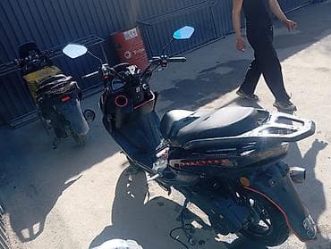 akrapovic: Тип скутера Daelim, 150 куб. см, Бензин, Б/у — 1