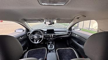 Kia: Kia K3: 2018 г., 1.6 л, Вариатор, Бензин — 6