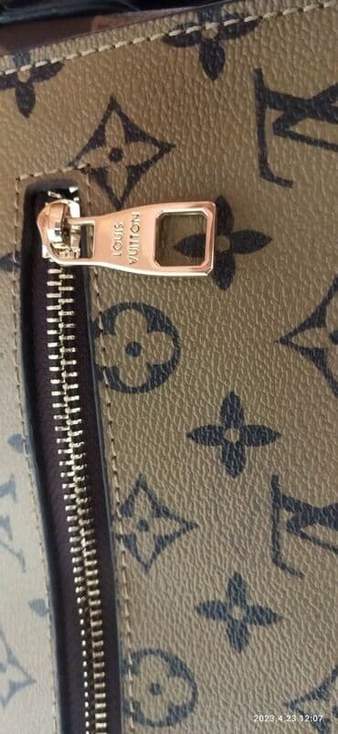 брендовая сумка: Сумка LV 2500 сом. стильная красивая! — 9
