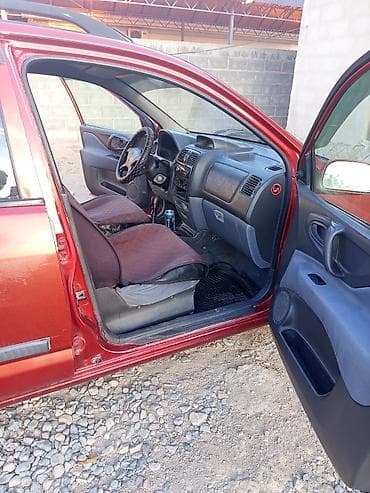 Mitsubishi Space Star: 2001 г., 1.6 л, Кол менен иштөөчү, Бензин, Универсал — 6