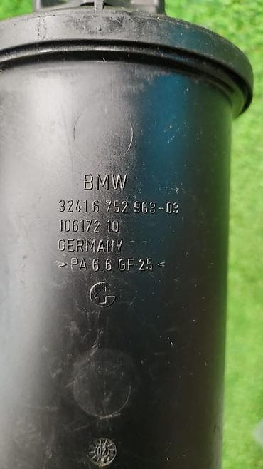 5 5 compressor: Бачок BMW 2004 г., Б/у, Оригинал, Германия — 5