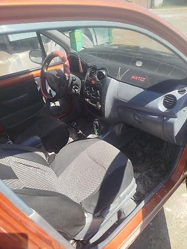 арзан матиз 1: Daewoo Matiz: 2001 г., 0.8 л, Кол менен иштөөчү, Бензин, Хетчбек — 4