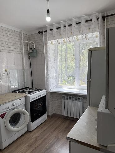 едисейские поля: 2 комнаты, Риэлтор, С мебелью частично — 7