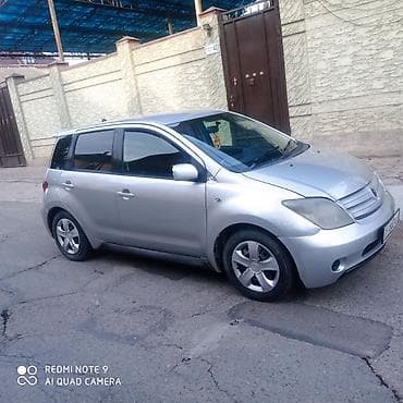 mazda kronos: Toyota Ist: 2004 г., 1.5 л, Автомат, Бензин, Хэтчбэк — 1