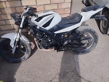 abs prius: Мотоцикл дорожный/нейкед, бело‑чёрный. Характеристики и оснащение по — 2