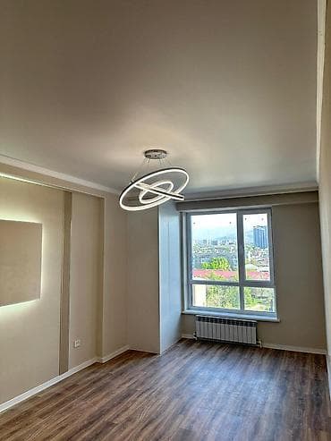 discovery studio: 2 комнаты, 45 м², Пишпек Элитка, 8 этаж, Свежий ремонт — 1