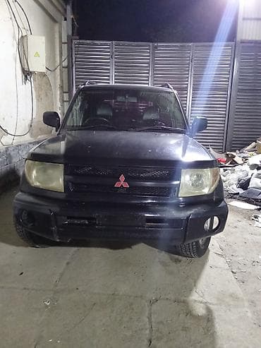 tayota progres: Mitsubishi Pajero iO: 2003 г., Ручные, Бензин, Внедорожник — 1