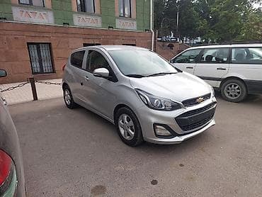 chevrolet blazer: Chevrolet Spark: 2019 г., 0.1 л, Вариатор, Бензин, Хэтчбэк — 6