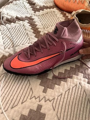 триколор: Футбольные бутсы/сороконки Nike Mercurial с носком-манжетой. 42 размер — 2