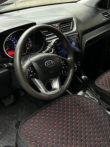 Транспорт: Kia Rio: 2012 г., 1.4 л, Автомат, Бензин, Хэтчбэк — 8