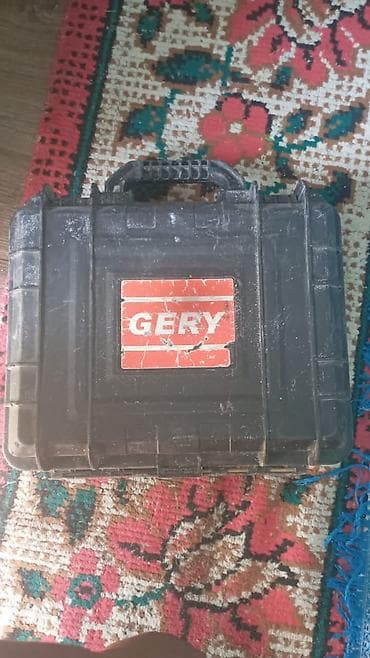 Дом и сад: Лазерный нивелир в защитном кейсе GERY - Профессиональный лазерный — 1
