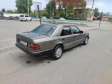 Унаа сатуу: Mercedes-Benz W124: 1992 г., 2.3 л, Кол менен иштөөчү, Бензин, Седан — 2