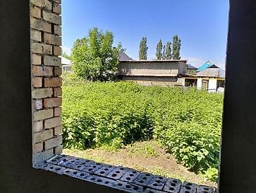 хоз постройки: Продаётся кирпичный дом с внутренним двором и хозяйственными — 5