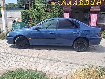 eafc 25: Toyota Avensis: 2001 г., Механика, Бензин, Седан — 4