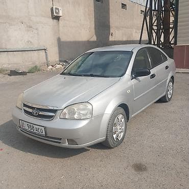 Daewoo Lacetti: 2004 г., 1.6 л, Механика, Бензин, Седан