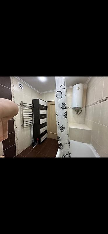 Мебель: Сдается 2х комнатная квартира, на 5 этаже Адрес: Калык Акиева — 6