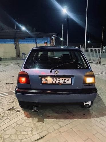 Volkswagen Golf: 1992 г., 1.8 л, Механика, Бензин, Хэтчбэк — 6