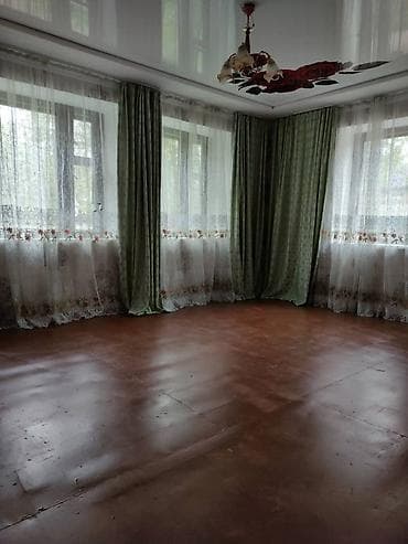кара балта дом сатылат: Кара балта шаары Петропавловка айылынан жер уй сатылат 5комната — 3