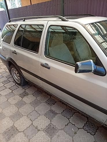 Volkswagen Golf Variant: 1994 г., 1.8 л, Кол менен иштөөчү, Бензин, Универсал — 3