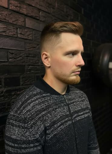 швейный цех с оборудованием: Парикмахер Мужские стрижки. Фиксированная оплата — 1