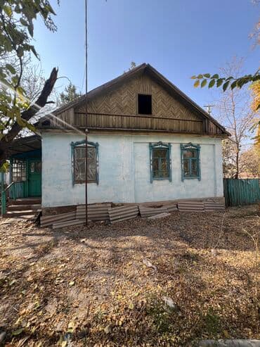 манас дома: Үй, 45 кв. м, 3 бөлмө, Эски ремонт — 1