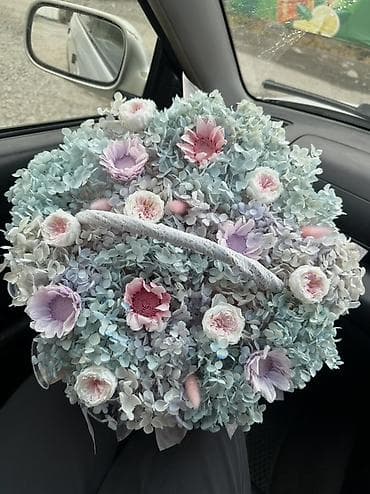 куплю букет: Цены от 2000 Композиция из живых цветов которые не завянут год и — 5