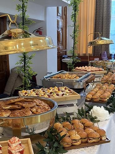 выставка: Выездные банкеты | Организатор-администратор, Оформители | Фуршетный стол — 6