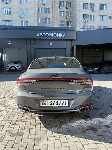 Продажа авто: Hyundai Grandeur: 2022 г., Седан — 3
