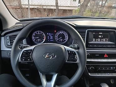 Продажа авто: Hyundai Sonata: 2019 г., 2 л, Автомат, Газ, Седан — 4